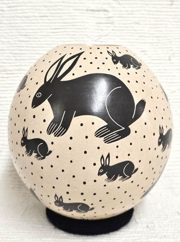 Mata Ortiz Hand built and Hand painted Pot with Rabbits ...