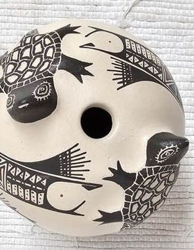 Mata Ortiz Hand-built and Hand-painted Seed Pot with Turtles