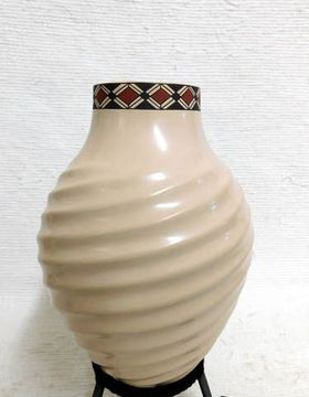 Mata Ortiz Hand built Melon Pots