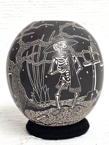 Day of the Dead Pot - Mata Ortiz Handbuilt and Handetched