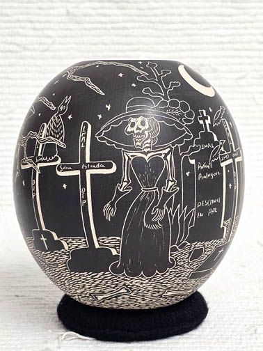 Day of the Dead Pot - Mata Ortiz Handbuilt and Handetched
