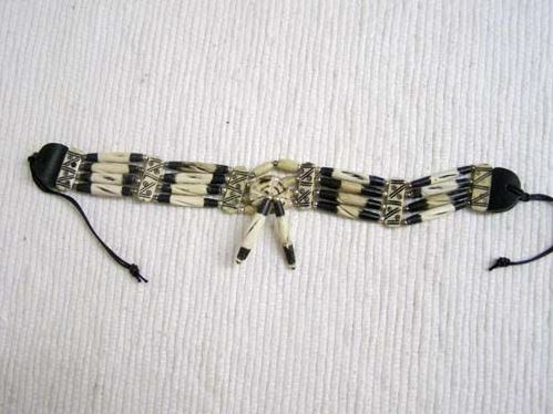 4-Row Carved Antique Native American Style Choker with Center Piece