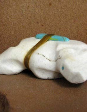 Zuni Carved Bear Fetish by Herbert Halate