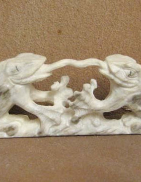 Zuni Carved Frogs Fetish by Esteban Najera