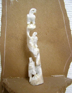Zuni Carved Eagles Fetish by Lewis Malie