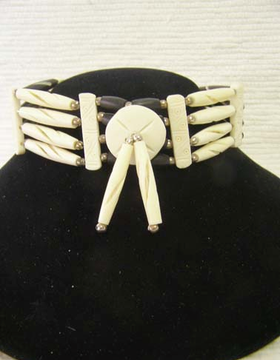 4-Row Native American Style Off-White Choker with Center Piece